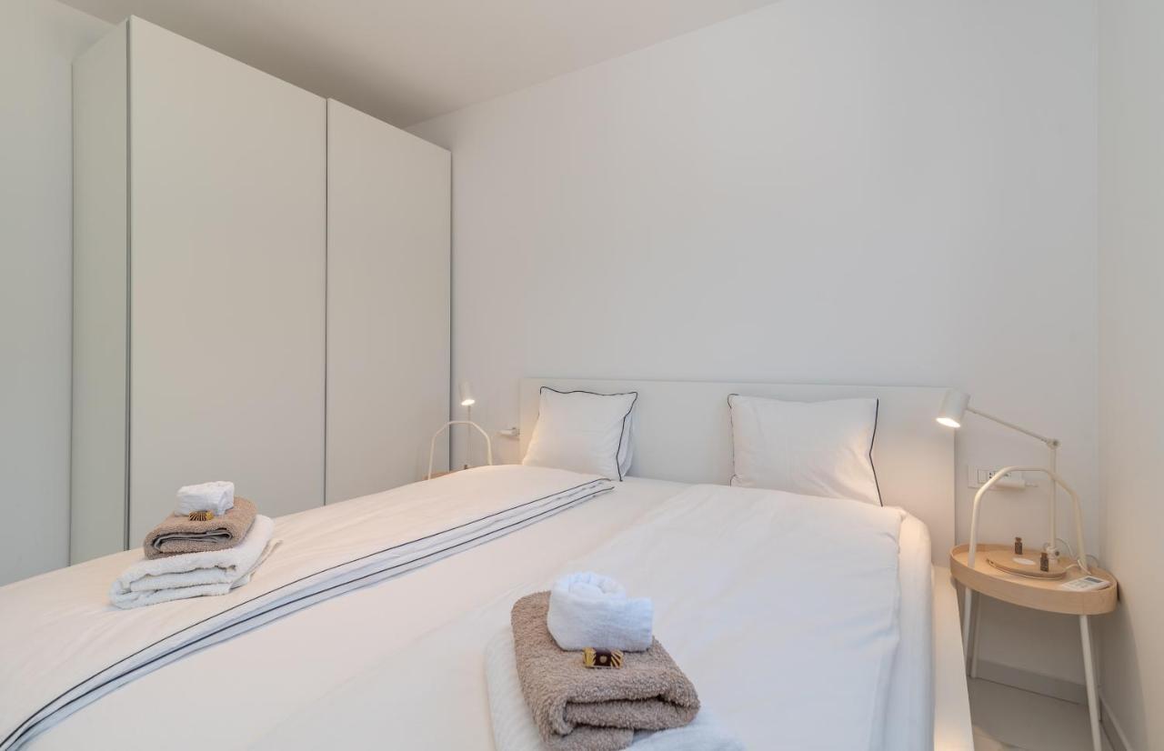 Lavender Tree - Luxury Apartments Trogir Exteriör bild